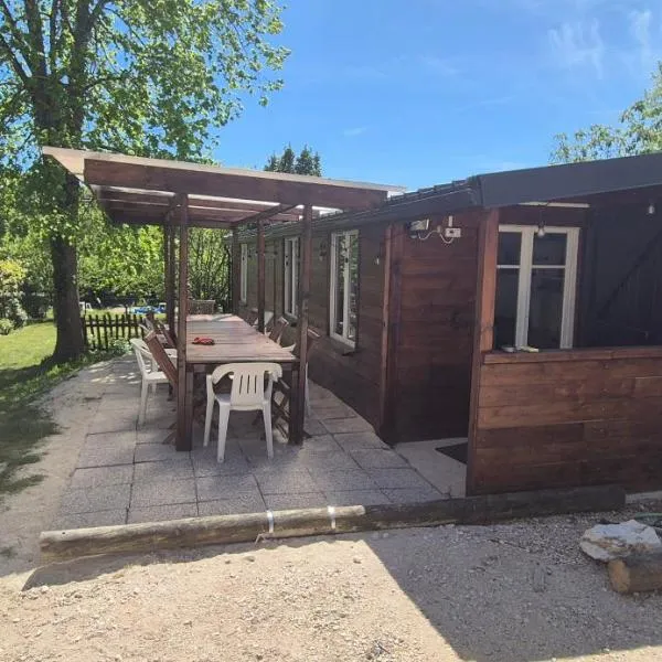 Chalet Robinson, a 20 km de Disney et 50 de Paris - SNCF – hotel w mieście Mortcerf