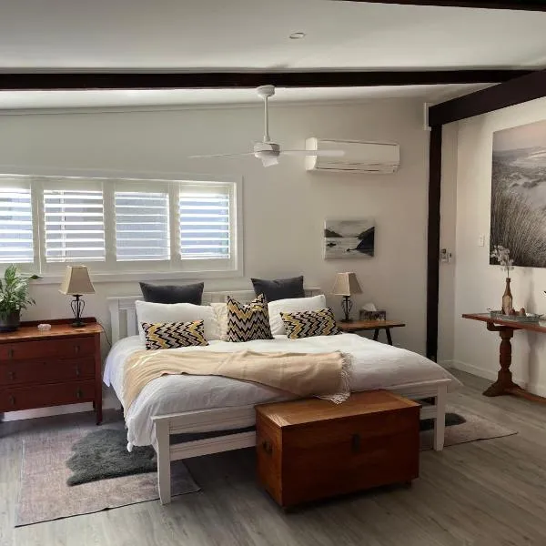 Tranquil, spacious and private garden retreat, hotell i Wauchope