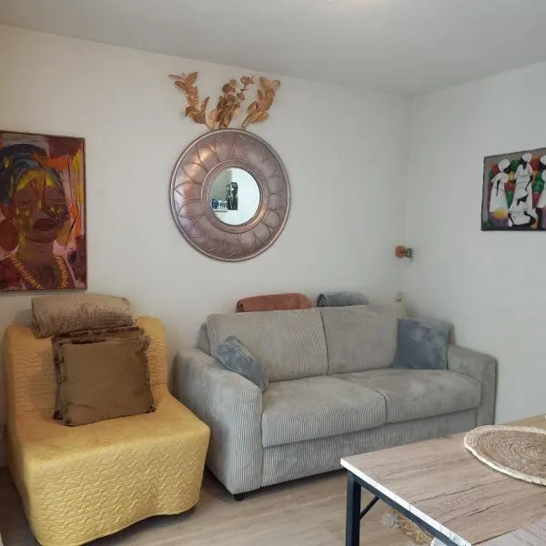 Studio SAFARI, khách sạn ở Luchon