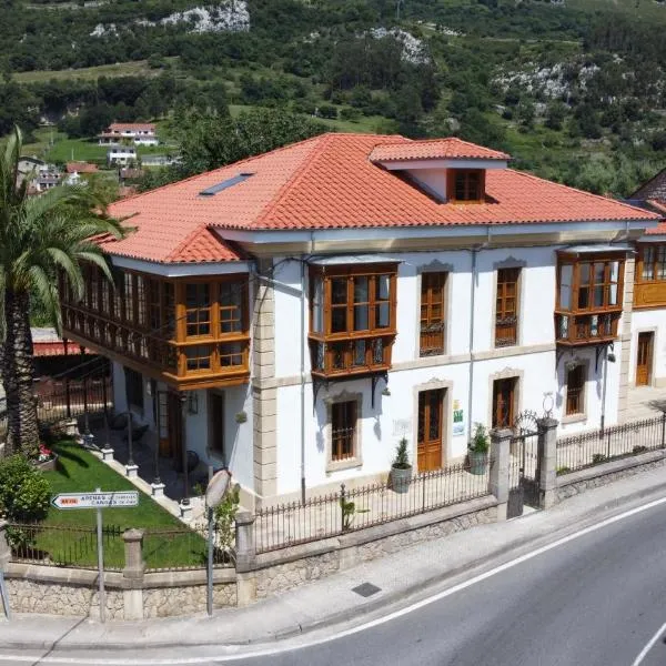 Loben Casona del Deva, готель у місті Панес