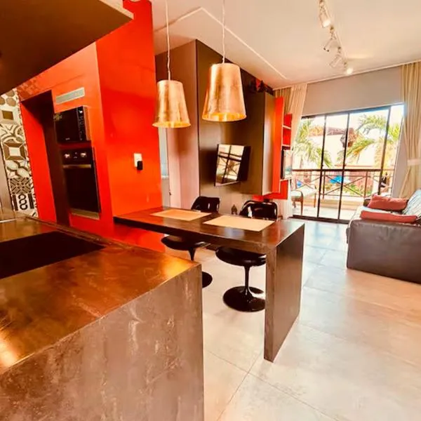 Studio Completo a 2min da Praia e Beach Park, готель у місті Акірас