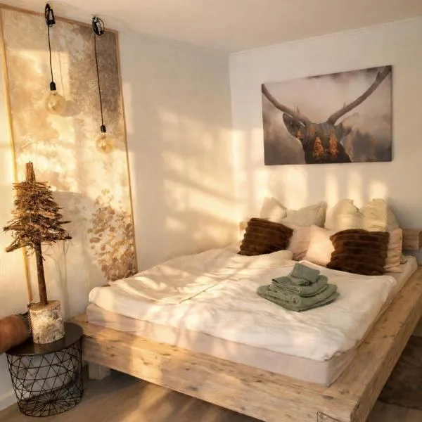 Gemütliches Bergapartment mit Hallenbad & Aussicht, hotel en Baiersbronn