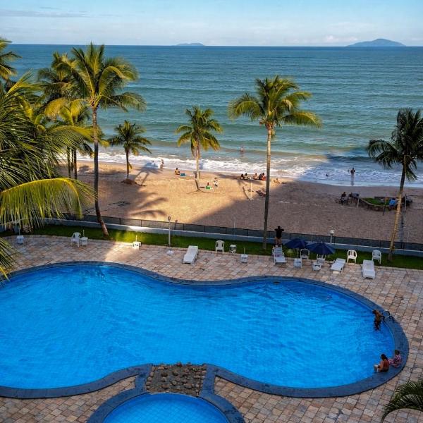 Apto pe na areia 3 dorm ar cond