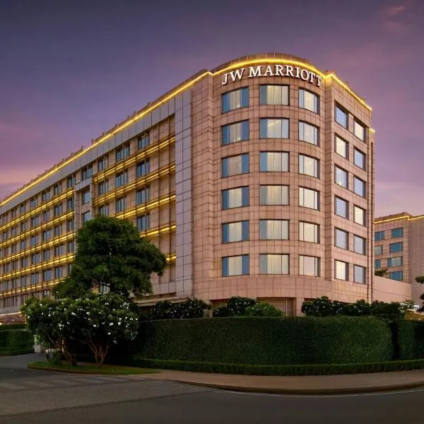 नई दिल्ली में, होटल JW Marriott Hotel New Delhi Aerocity
