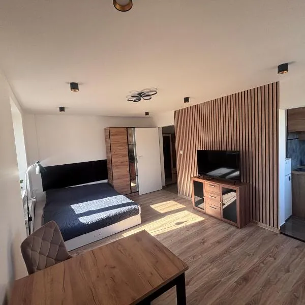 Studio 3maja, מלון בהאינובקה