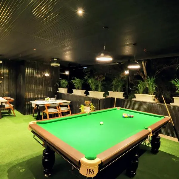 Chembur Homeotel - Gagal Home, hotel em Mumbai