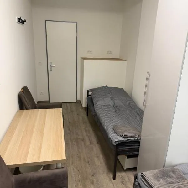 Hansa Living 3 Hamburg - Ruhiges Zimmer mit Gemeinschaftsküche, Hotel in Hamburg