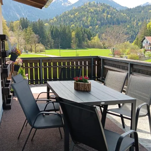 Ferienwohnung Landliebe, hotel en Pinswang