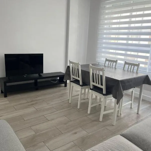 Vivienda Ares Centro 2, ξενοδοχείο σε Ares