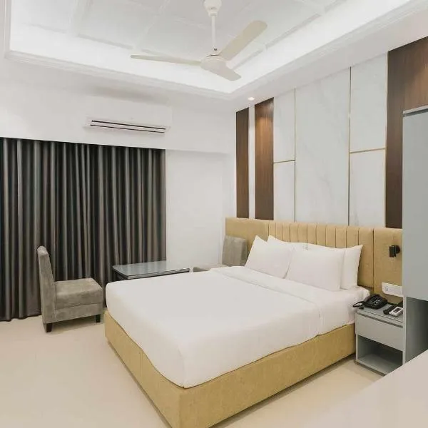 Hotel Grand SunShine Chittagong,位于Maheshkhāli的酒店