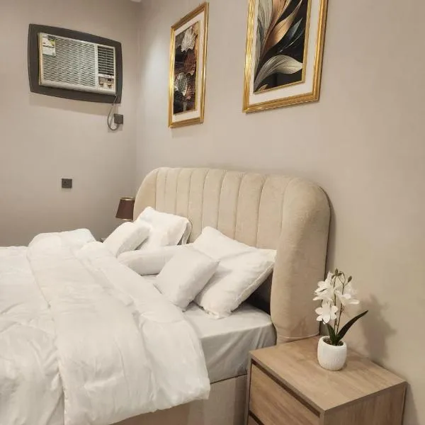 ليالي القمر 2, hotel a Sūq ath Thalut