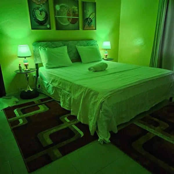 Residence Ganou Mboro, hotel di Mboro