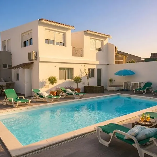 Seixal Bay Village - Estúdio Vista Piscina, hotel v destinaci Seixal