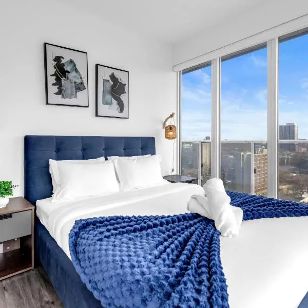 StayToronto - Family-Friendly 3BR Suite - Near CN Tower, Hotel in Toronto