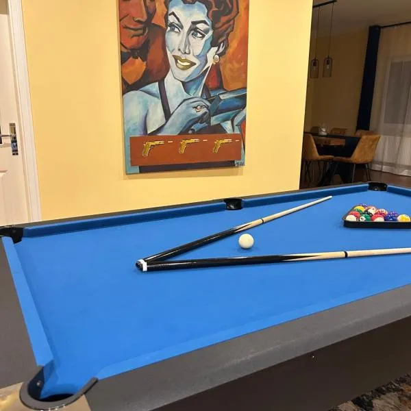 Luxury apartment on 180 sm for 8 people, hotel v mestu Hamburg