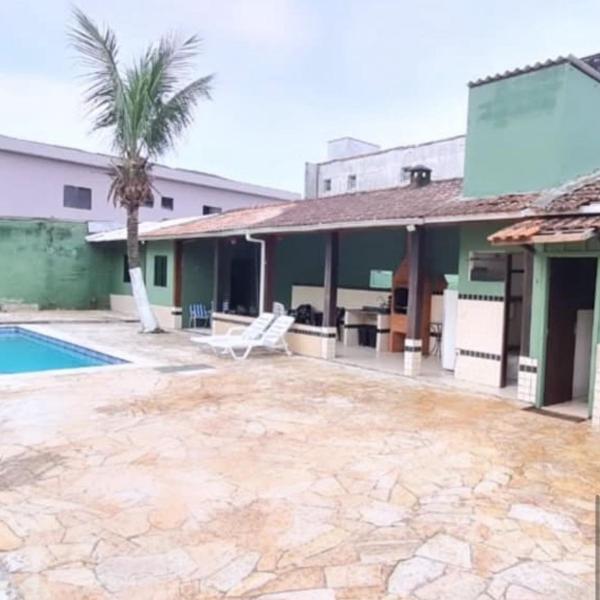 Casa no centro de Peruibe