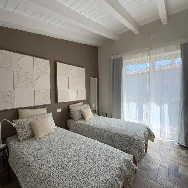 Fuoridicampo beige, ξενοδοχείο σε Roncovetro