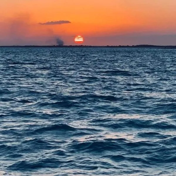 Paradise Sunrise Seaviews Getaway, hotell i Belize City
