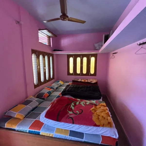 Omji Ashram - Tapovan Kuti, hotel di Uttarkāshi