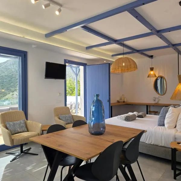 THALASSA, מלון בLivadia