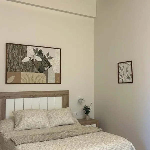 Apartamentos Turísticos El Caserío, viešbutis mieste Santo Domingo de la Kalsada