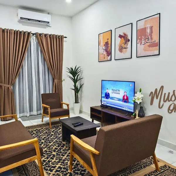 Homestay Seri Damai, hotel di Juasseh