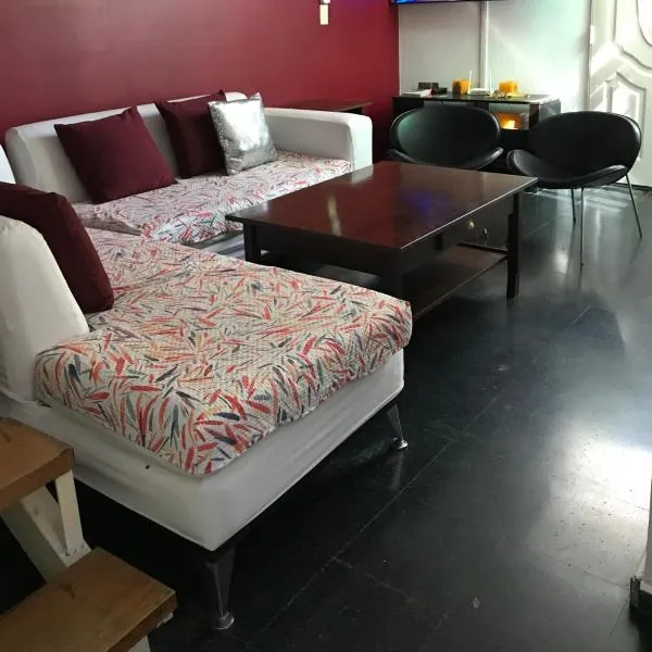 Duplex SM con ESTACIONAMIENTO, hotel a San Juan