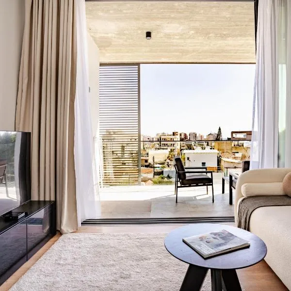 Yamas Urban Living Sequoia Residence, hotel v Lemesos