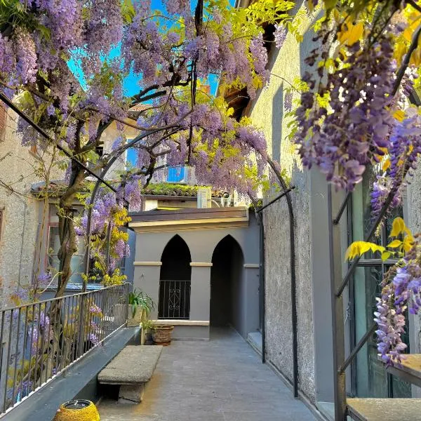 Casbah, suites nel cuore di Menaggio, готель у місті Менаджо