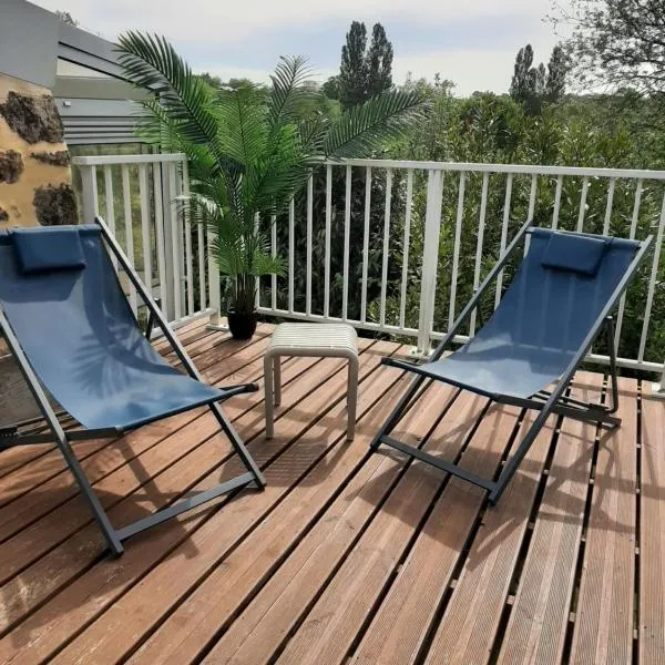 Gite La Péra โรงแรมในPutanges-le-Lac