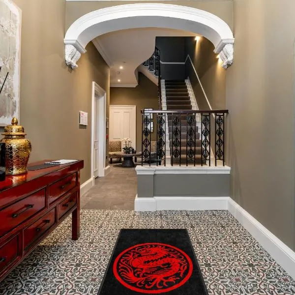 Dragon Suites Luxury Apartments at Rutland Square, Hotel in Edinburgh