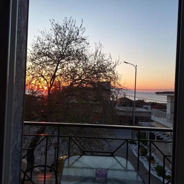 Manis Central Studios, Hotel in Skala Sotiros