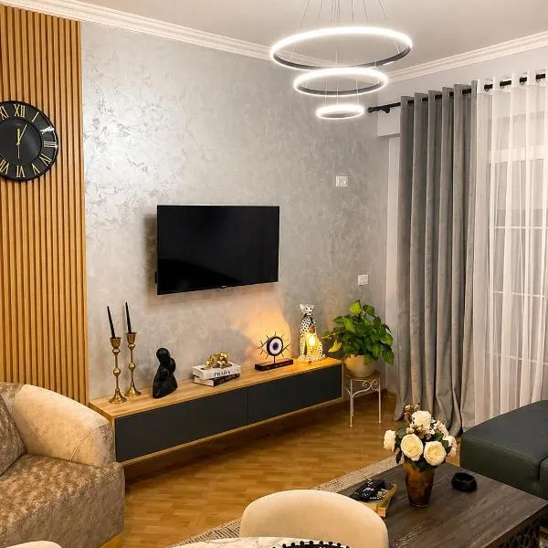 Dior Apartment, хотел в Фиер