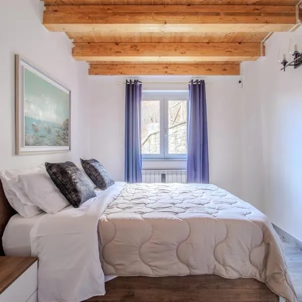 Fiumalbo-Centro Storico & Parcheggio, hotell sihtkohas Fiumalbo