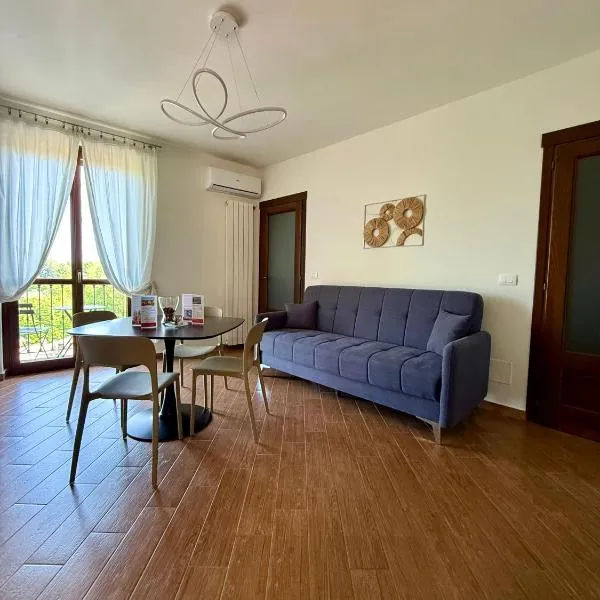 Casa Graziella- appartamenti vacanze, khách sạn ở Portacomaro