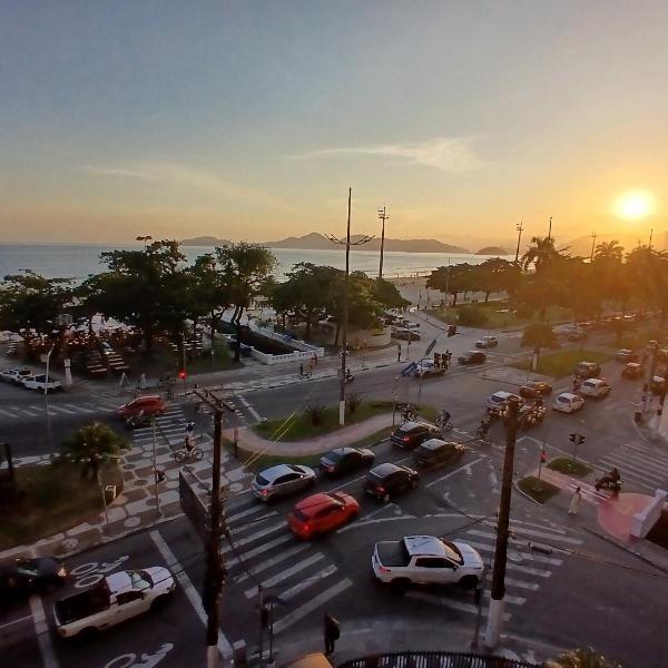 SHB • Pé na Areia | Vista Mar | Comércios