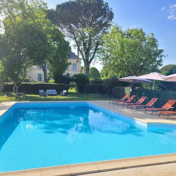 Le Logis d'Epargnes B&B and Gite – hotel w mieście Épargnes