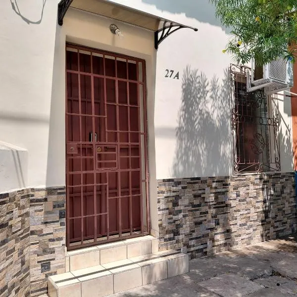 La casa del abuelo Tata, hotel em Santa Ana