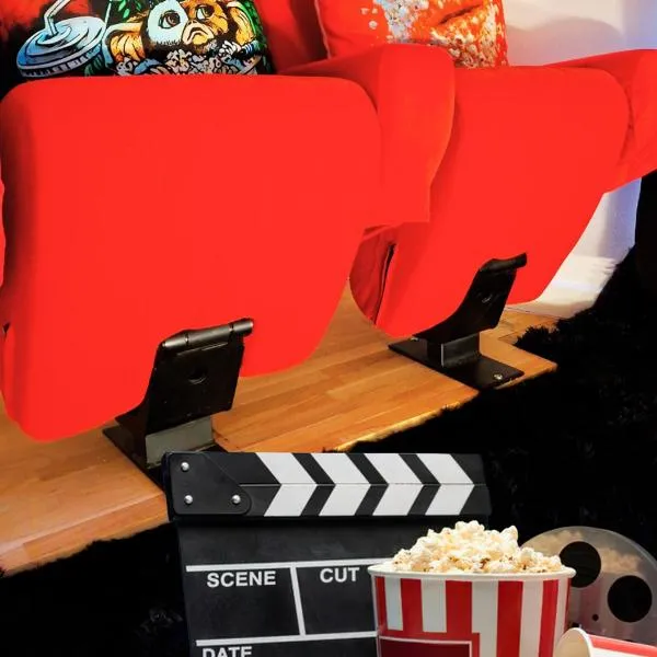 Le Movie Lounge - Salle Cinéma, hotel di Fougères