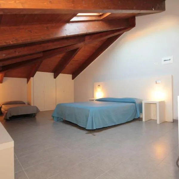 Mansarde in Villa, hotel em Civitanova Marche