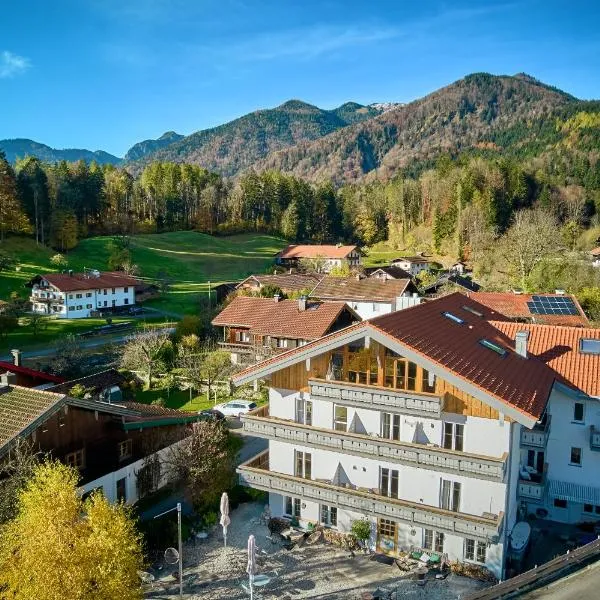 Heil- und Seminarzentrum "LebensQuell"、シュレヒングのホテル