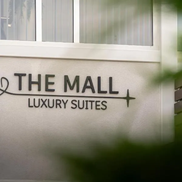 Viesnīca The Mall Luxury Suites pilsētā Nikiti