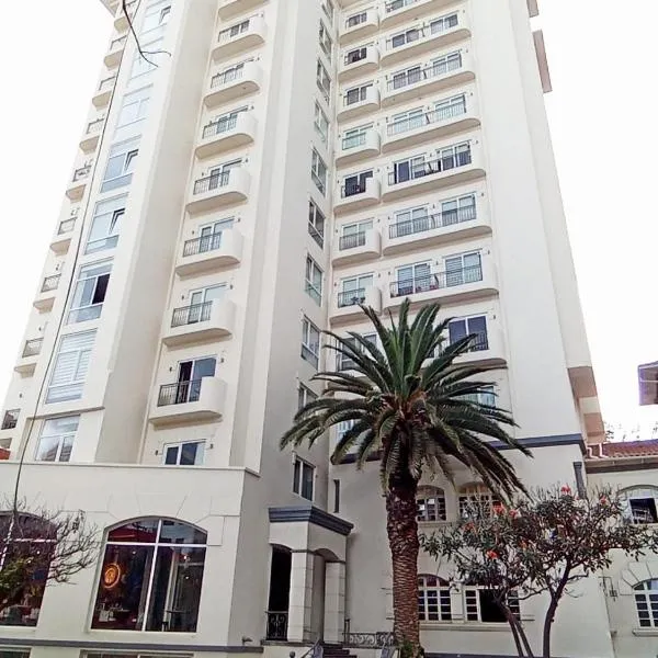 TORREMIA apartamentos de lujo, hotel in Cochabamba