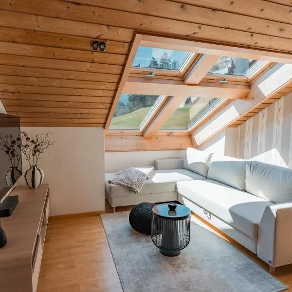 Loft Alpenpanorama mit 2 Balkonen, hotel sa Bolsterlang
