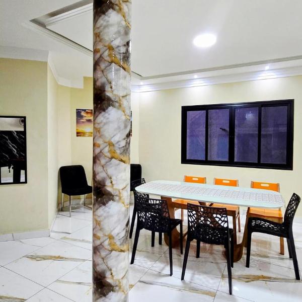 Casa Encantadora com opcao de piscina aquecida, lazer completo e do lado da praia - Foto 5
