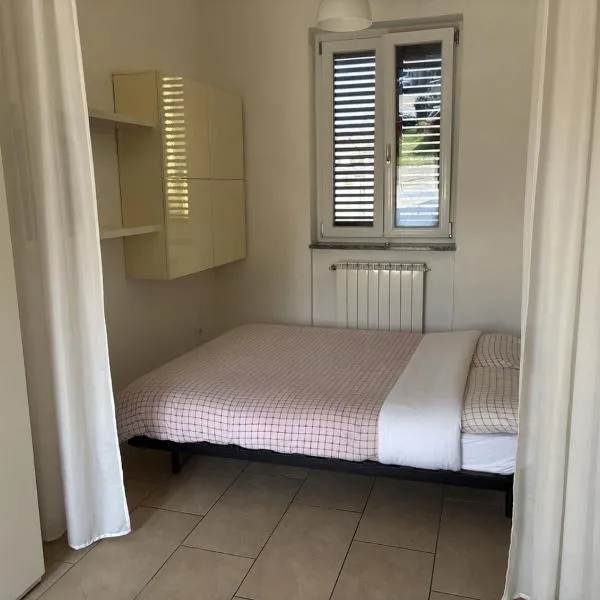 Cozy Open Space Near Rho Fiera & Milan, hotel a Vittuone