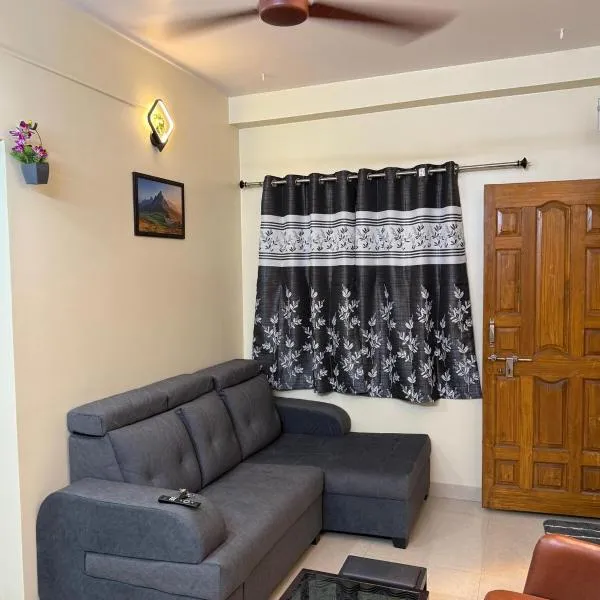 Stylish 1BHK Retreat Cozy Comfortable, hotel in Belgaum