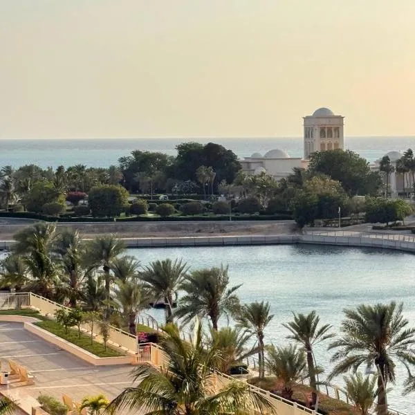 شاطئ المرجان, hotel a King Abdullah Economic City