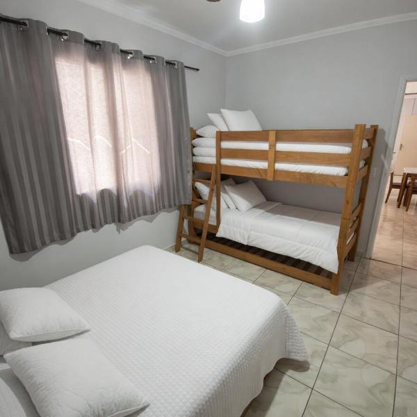 Apartamento Completo a 100m da Praia 5 pessoas Guilhermina - Foto 2