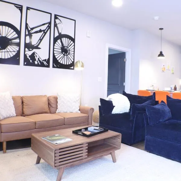Pool150Mbps3 Smart TV'sParking King Bds, hotel en Rogers